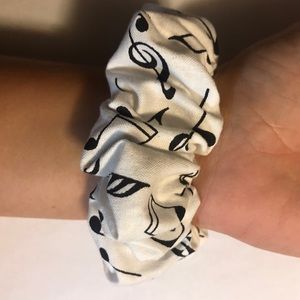 Accessories - Apple Watch Scrunchie Band Accessories - Apple Watch Scrunchie Band